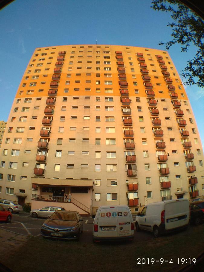 2020 Zwyciestwa 18 - Mieszkanie / Kawalerka / Studio พอซนาน ภายนอก รูปภาพ