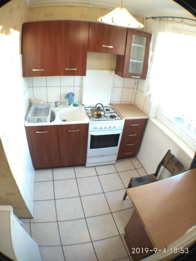 2020 Zwyciestwa 18 - Mieszkanie / Kawalerka / Studio พอซนาน ภายนอก รูปภาพ